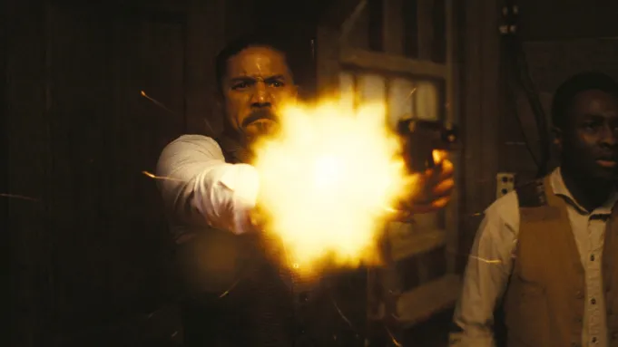 Filme Pecadores Arrasa na Bilheteria com US$ 45,6 Mi na Estreia